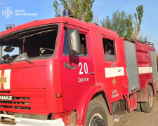 Рятувальники під обстрілом - російські дрони атакували автівку ДСНС у Запорізькій області (фото)