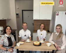 захисник Маріуполя Анатолій Басенко отримав квартиру, фото: Фонд Ріната ахметова 