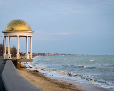 Тривожні сигнали: росіянам наказали вивезти свої родини з Бердянська