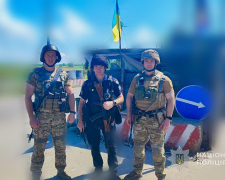 Після вибуху сів на велосипед: на Запоріжжі поліцейські врятували пораненого чоловіка