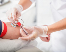 Твоя кров рятує – у Запоріжжі потрібні донори всіх груп