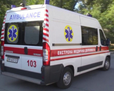 На межі життя та смерті - у Запоріжжі медики врятували чоловіка та жінку