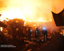 Били з РСЗВ та авіацією - росіяни обстріляли Запоріжжя та Запорізьки район, є загиблий та поранені (фото, відео)