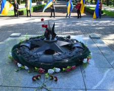 Як у Запоріжжі вшанували пам’ять тих, хто визволяв Запоріжжя, Україну та Європу від нацизму