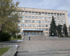 Будівля Запорізької обласної універсальної наукової бібліотеки, фото Світлани Олійник