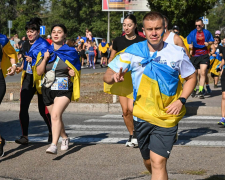 У Запоріжжі 23 серпня провели благодійний забіг до Дня Державного Прапора України