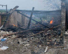 В Оріхові Запорізької області росіяни обстріляли будинки й дитсадок: сталася пожежа