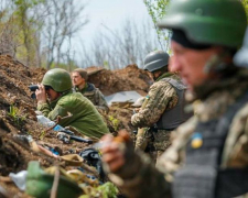 Захисники Запорізького краю нищать ворогів з потужної зброї - відео