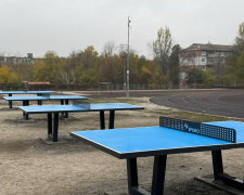  Дозвілля з користю та комфортом - в одному з районів Запоріжжя оновили спортмайданчик (фото)
