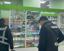У Запорізькій області викрили схему незаконного ввезення та реалізації незареєстрованих лікарських засобів, зокрема препаратів для лікування онкохворих. 