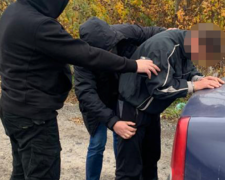 У Хмельницькій області затримали злочинця із Запоріжжя, який більше двох років переховувався від поліції