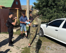 Арсенал на кожен смак - на Запоріжжі за день затримали чотирьох торговців зброєю (фото)