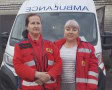 У Запоріжжі медики реанімували чоловіка, в якого зупинилося серце, фото:  Екстренна медична допомога Запорізької області 