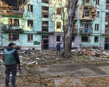 Задокументували наслідки атаки — у Запоріжжі екологи обстежили постраждалі райони (фото)