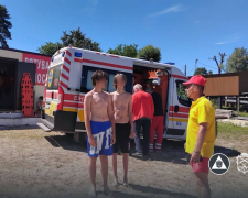 Біля острова Байда ледь не потонули двоє хлопців, фото: Запорізька міська рада