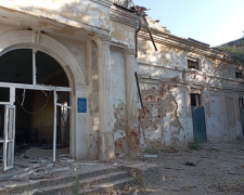 У прифронтовому Оріхові росіяни авіабомбами зруйнували архітектурну пам&#039;ятку - відео