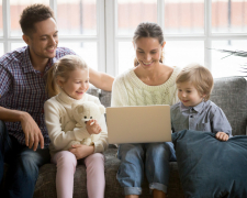 Запорізьких дітей та їхніх батьків навчають критично мислити та розпізнавати маніпуляції