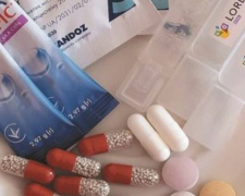 Окупанти цинічно відібрали ліки для мешканки Мелітополя з рідким захворюванням