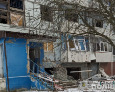 У Степногірську пошкоджено багатоповерхівку - наслідки ворожих обстрілів за добу на Запоріжжі (фото)