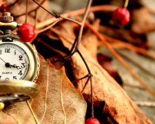 Перехід на зимовий час 2023 – коли запоріжцям потрібно перевести годинники і на скільки