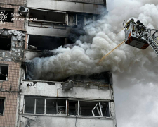 "Мені тільки що з голови діставали скло" - мешканці Запоріжжя розповіли, як пережили авіаудар КАБами (фото)