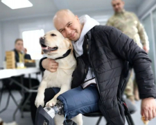 Собаки-терапевти допомагають ветеранам Мелітопольщини, фото РІА Південь  