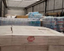 З Одеси до Запоріжжя прибуло більше 10 тон гуманітарної допомоги