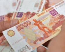 В окупованих містах Запорізької області колаборанти самовільно змінили курс валют