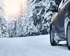 Безпечне водіння взимку – правила та рекомендації для початківців і не тільки