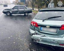 Напився та ганяв містом - у Запоріжжі п&#039;яний водій влаштував ДТП (фото)