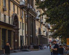 &quot;Це відкритий музей архітектури XX століття&quot; - чому під час війни німець видав книгу про Запоріжжя