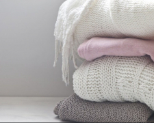 Щоб було тепло взимку: як правильно прати та сушити светри – корисні поради