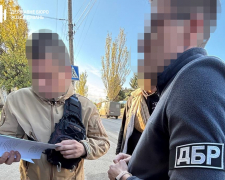 Збагатився на схемі з “бойовими” виплатами - в Запорізькій області викрили військового посадовця (фото)