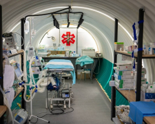 Під землею на передовій: як підземний шпиталь від Метінвесту рятує життя українських військових – The Guardian