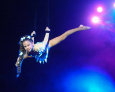 Цирк майбутнього: у новій програмі в Запоріжжі унікальні трюки виконують юні артисти - фото