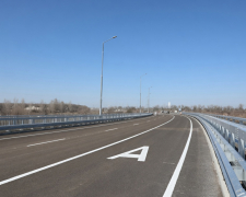 У Запоріжжі змінили рух мостами: що тепер чекає водіїв