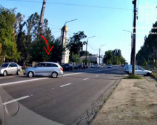 Повернув не там, де треба - у Запоріжжі порушника за кермом вирахували через соцмережі (фото, відео)