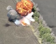 Палало дуже ефектно: на Запорізькому напрямку знищили російський танк - відео