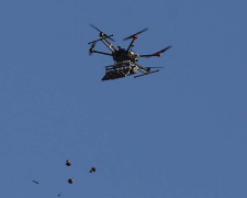 Евакуація не вдалася: на Запоріжжі оператори дронів завадили росіянам забрати техніку з поля бою - відео