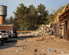 Відпустка перетворилася на кошмар - мешканець Запоріжжя із друзями потрапив під бомбардування росіян (відео)