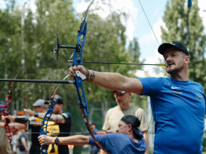 Від боксу до волейболу - у Запорізькій області запустили масштабну спортивну програму для захисників та їхніх родин - як записатися