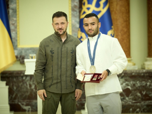 Володимир Зеленський нагородив орденами олімпійців із Запоріжжя