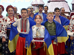 Вчилися бути козаками — музичний скетч запорізької філармонії занурив маленьких глядачів у героїчне минуле