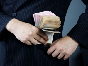 Схема з ремонтом укриття - у Запоріжжі посадовці підробили документи та вивели бюджетні кошти