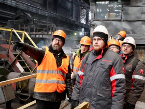 Випускники Метінвест Політехніки на виробництві