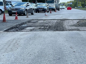 Перший в місті: у Запоріжжі облаштовують незвичайний пішохідний перехід - фото
