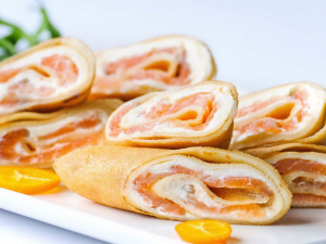 Ідеї для смачних млинців - 15 варіантів начинки від простих до оригінальних