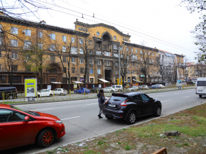 Історик розповів про цінність понівеченої ракетою рф багатоповерхівки в Запоріжжі