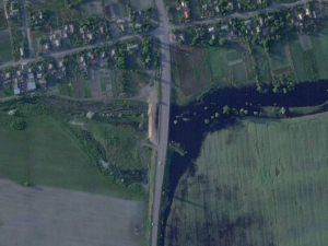 Росіяни збудували дамбу на Запоріжжі та затопили поля біля Токмака: фото з супутника