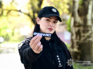 Криміналістка із Запоріжжя врятувала дитину, фото: Національна поліція Запорізької області 